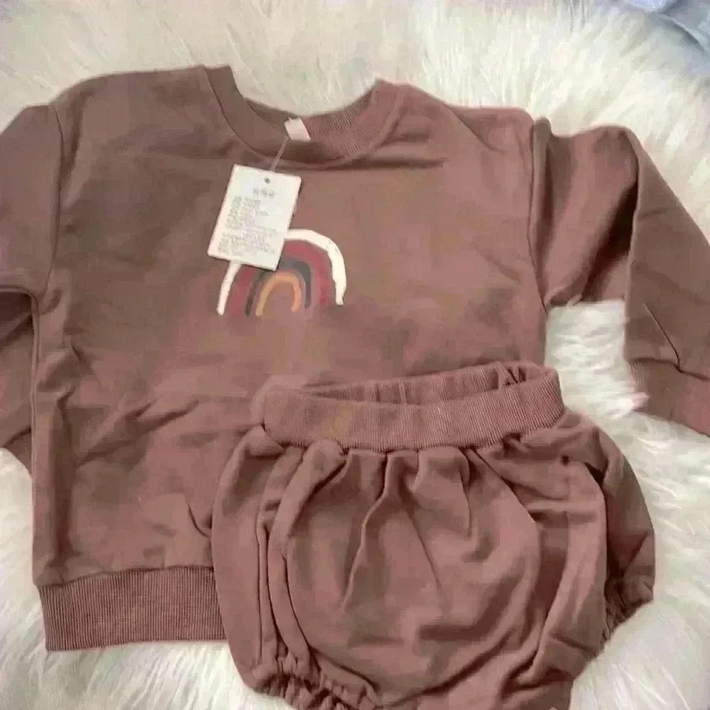 New! Rainbow Brown Sweater & Shorts Set Sz 100 ( 2-3 T) Boho Vibes